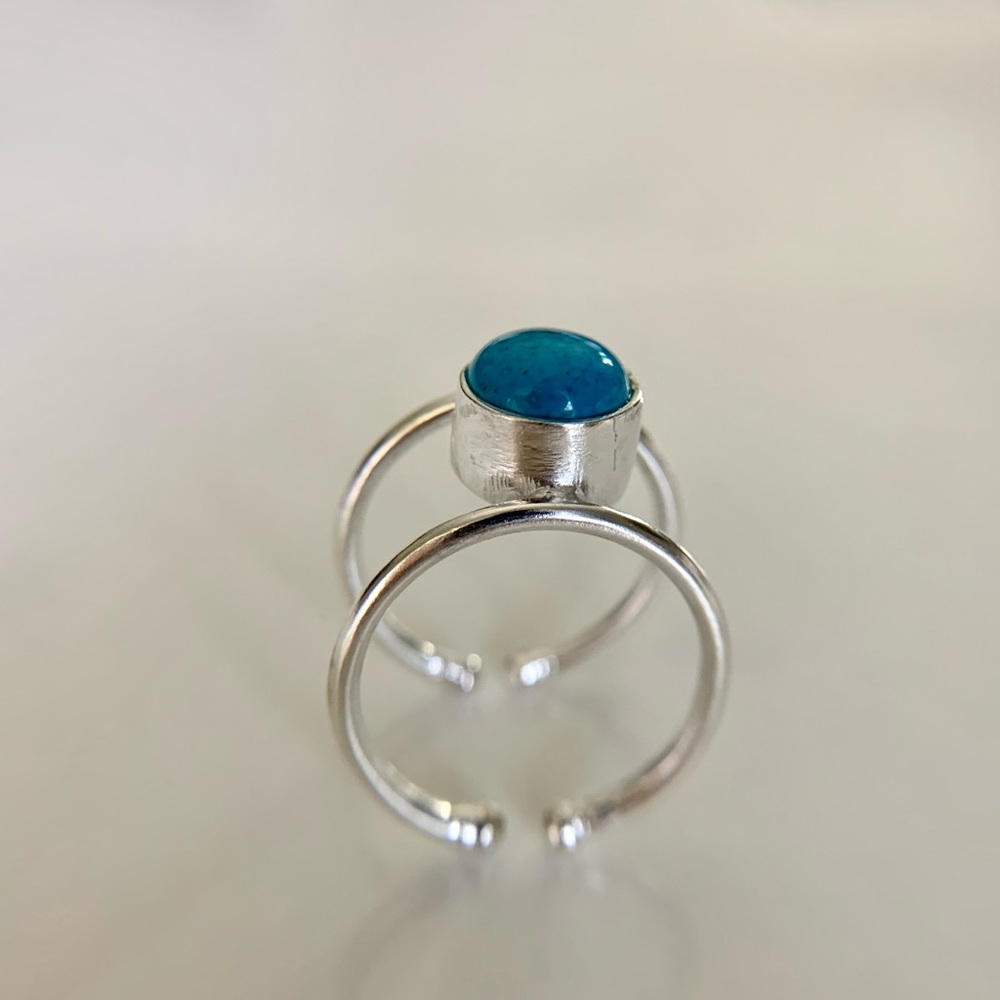 Turquoise stone silver color adjustable ring - Picture 2 of 4